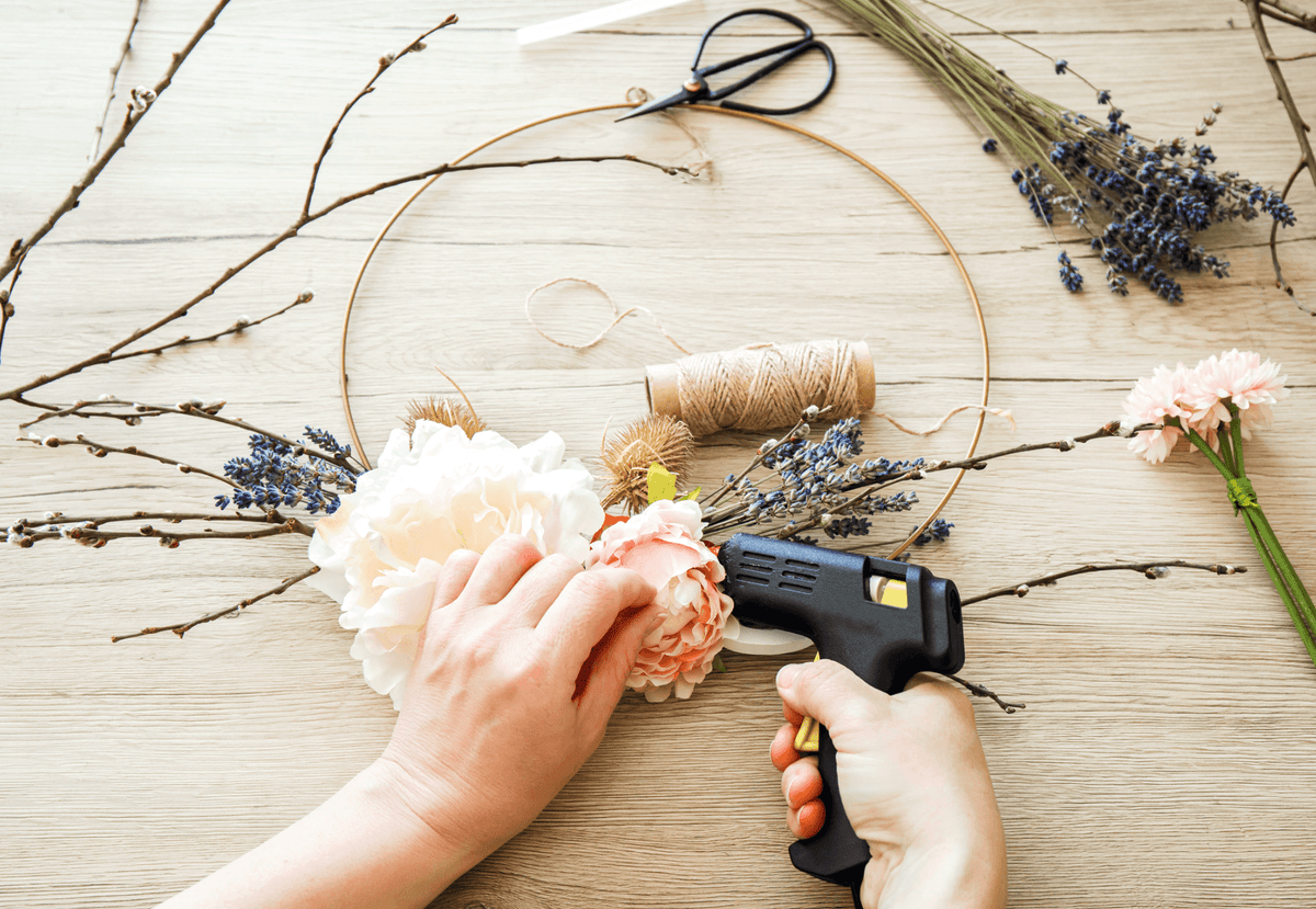 How To Choose The Best Tools To Make Your Own Wreath